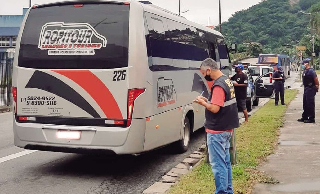 Prefeito de Santos pode descumprir plano SP