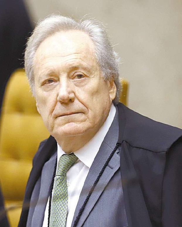 STF dá 48 horas para Pazuello apresentar datas de vacinação