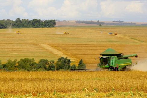 CNA faz balanço do agro 2020 e projeta crescimento para 2021