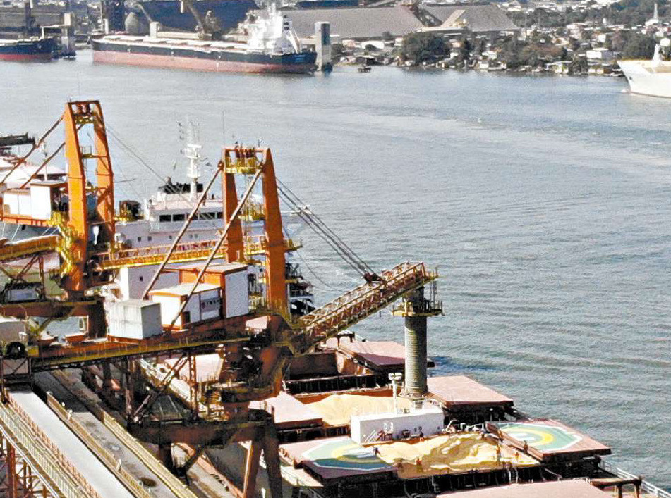 Balança atinge saldo e US$ 51 bi