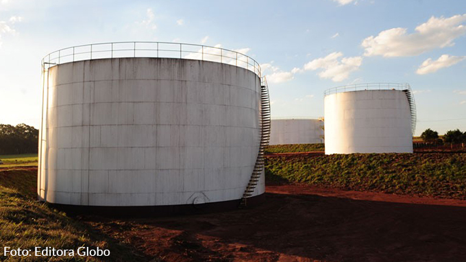 Exportação de etanol cresce, e dependência dos EUA diminui