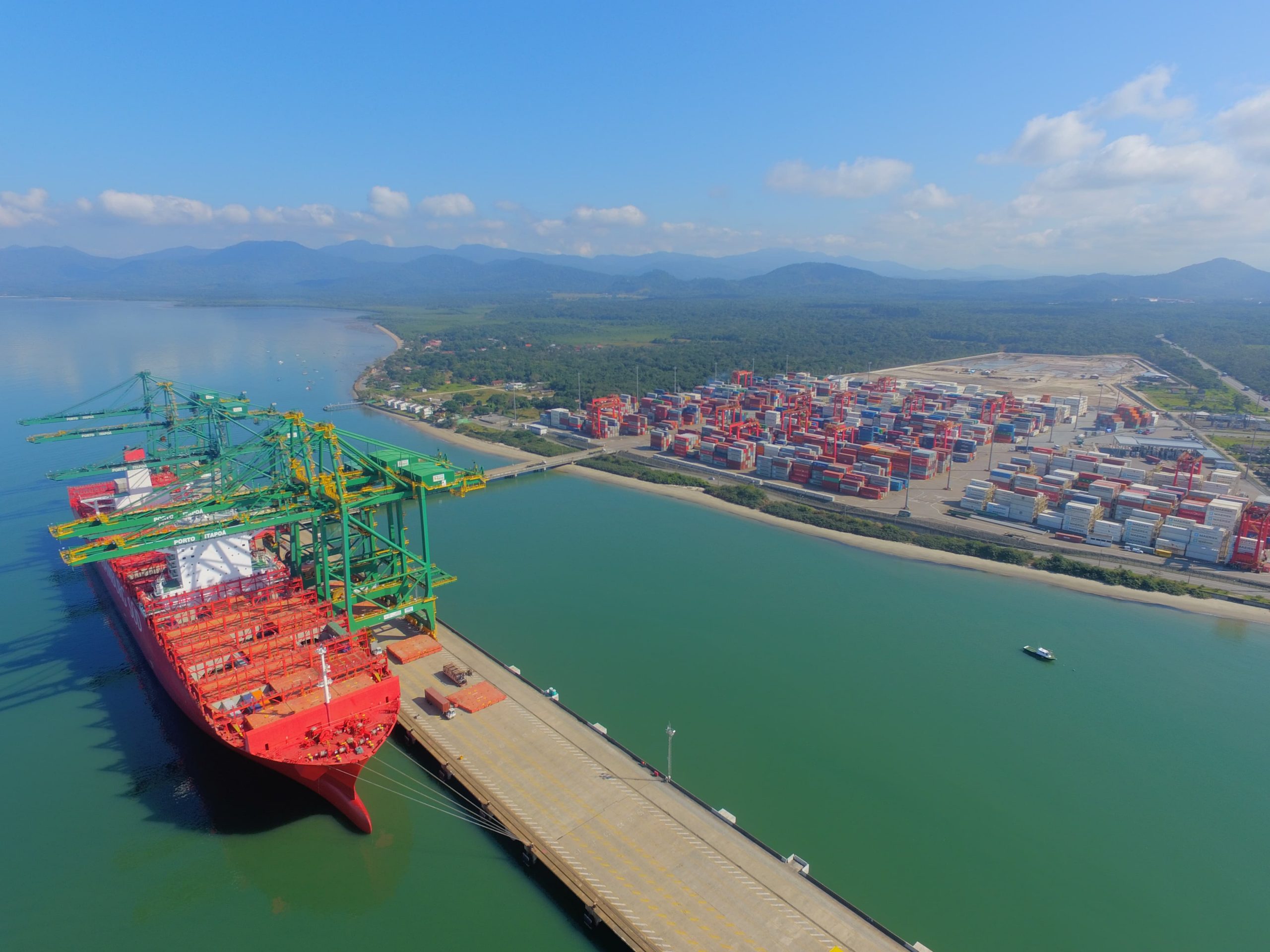 Porto Itapoá registra recordes sucessivos na movimentação de crossdocking