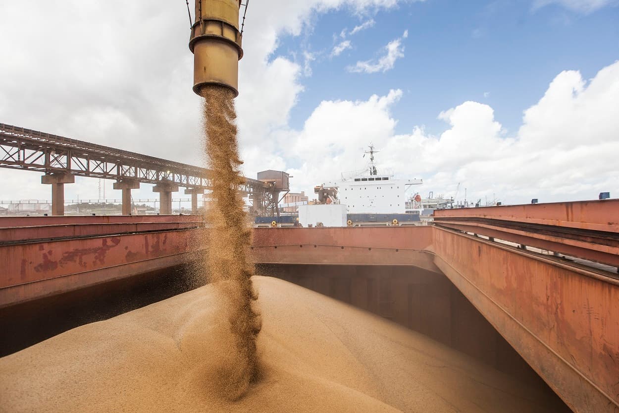 Canal do Panamá pode reduzir custo do frete de grãos em 35%, diz Conab