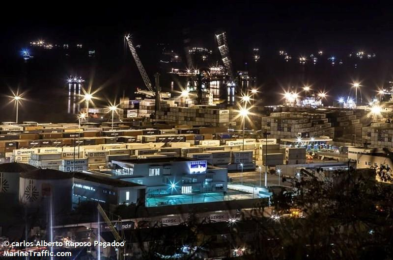 Gestão da DP World vai duplicar capacidade do Porto de Luanda