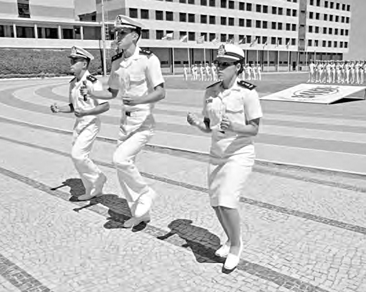 Marinha abre concurso para a Escola Naval