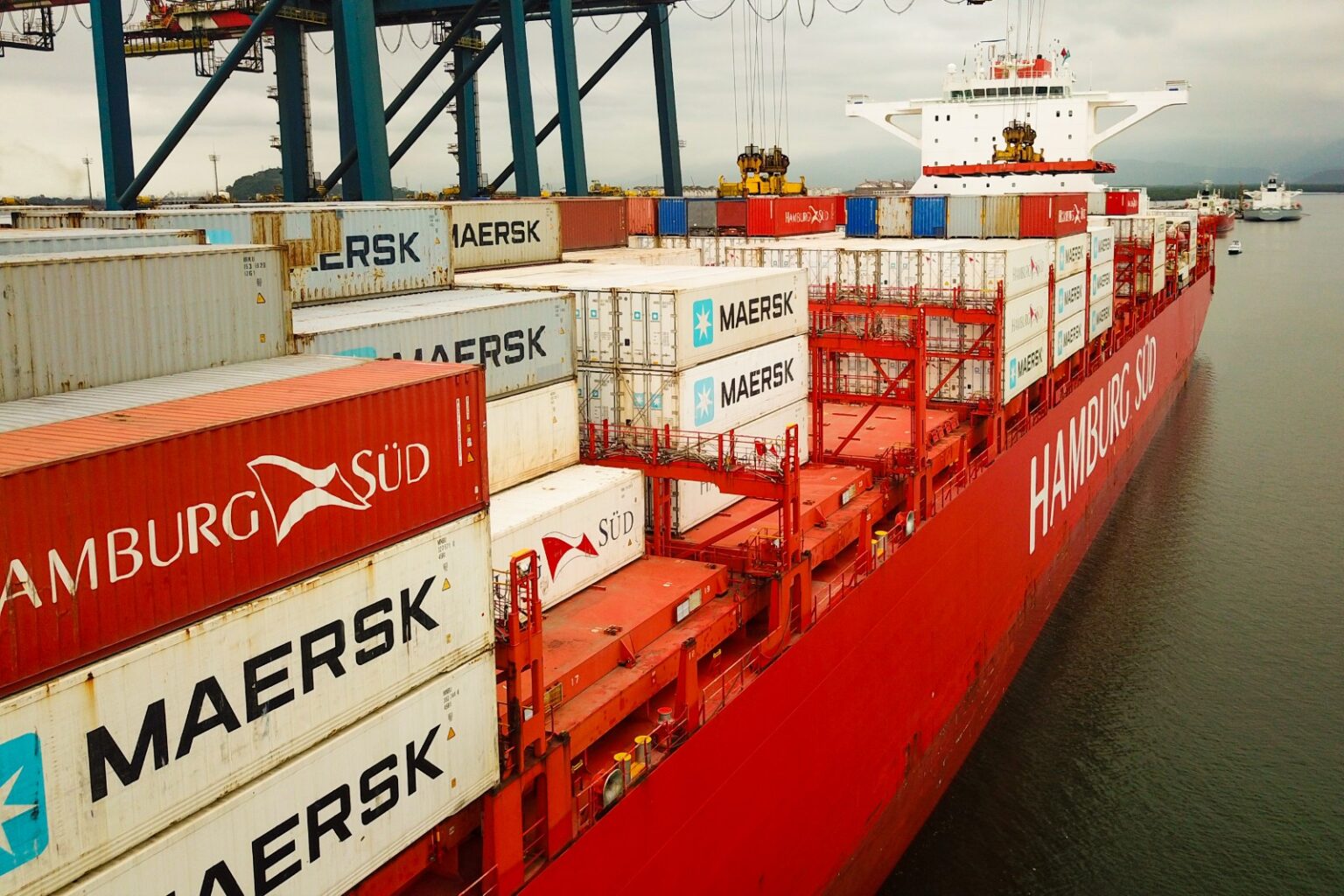 Movimentação de cargas no Porto de Santos em 2021 já começa com recordes