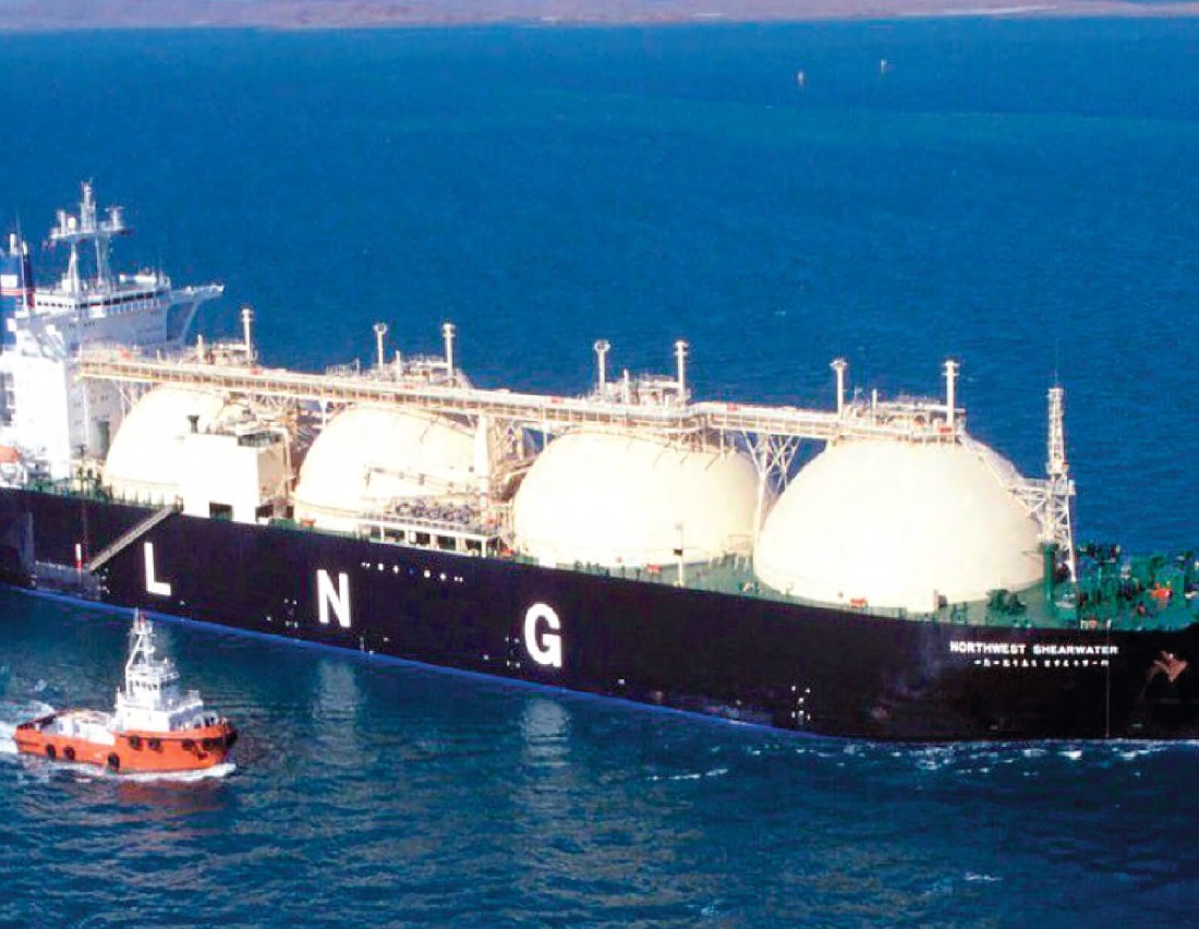 Projeto para "navios-bomba" gera petição online na Baixada Santista