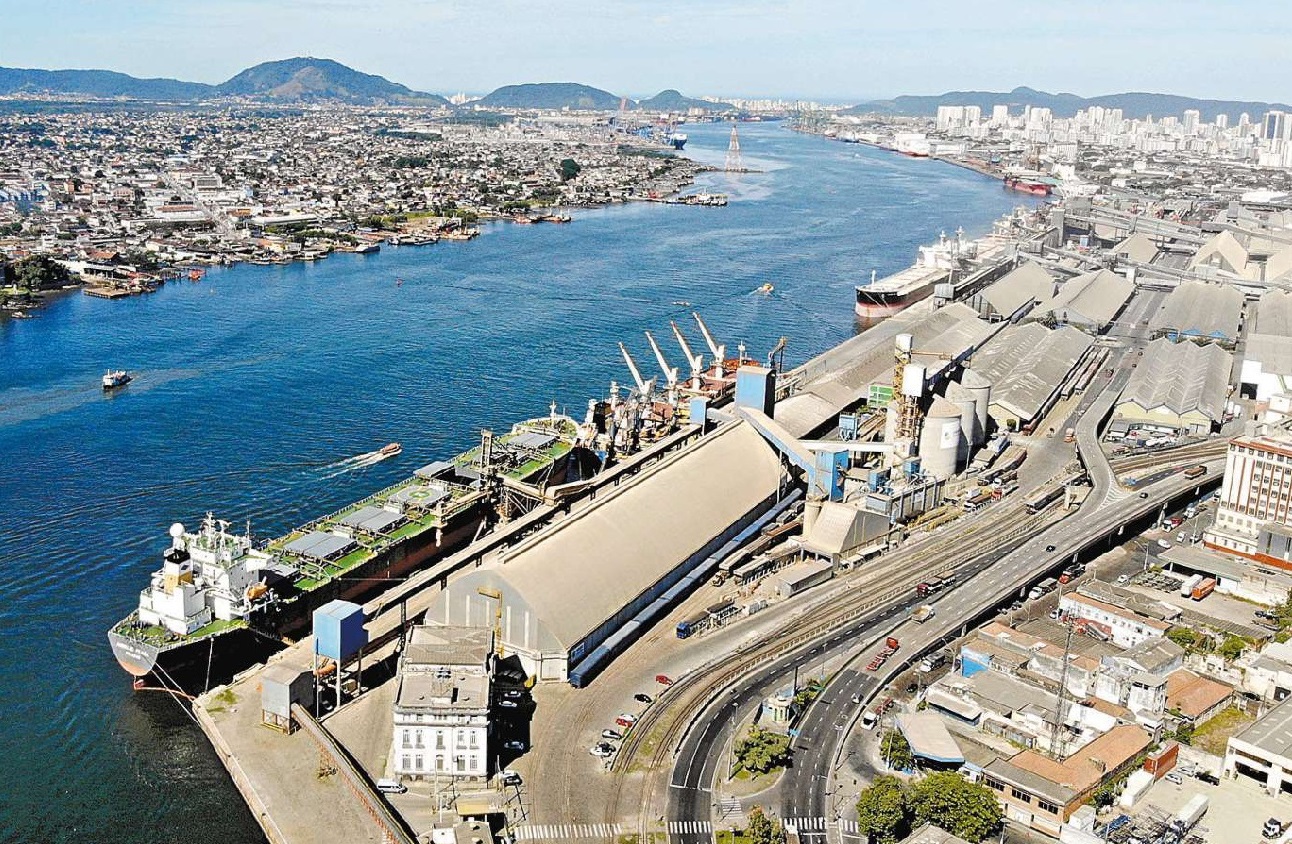 Governo quer ouvir comunidade sobre desestatização do Porto