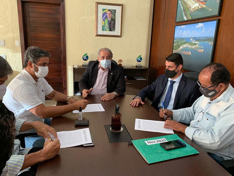 Mediação da CODEBA põe fim à greve de caminhoneiros