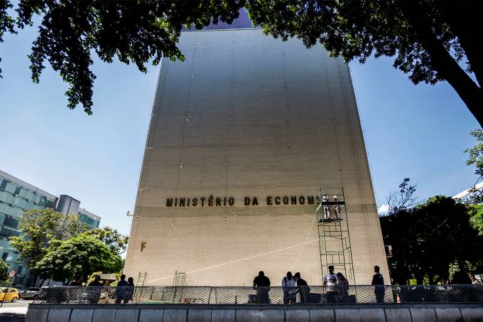 Governo engatilha MP para empresas enfrentarem a crise