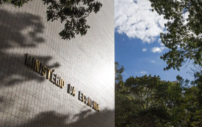 Seguro-desemprego deixa de ser opção para pagar cortes de salário e jornada