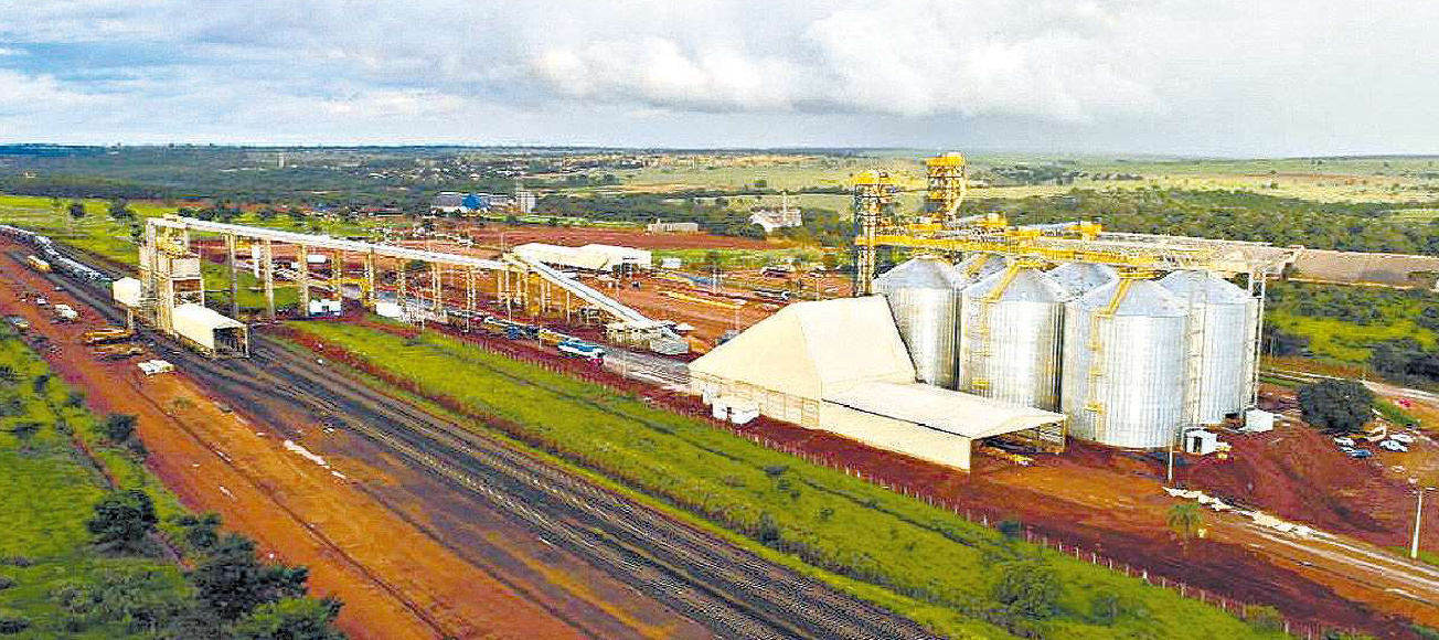 Novo trecho ferroviário cria corredor de Goiás até Santos