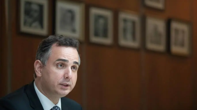 Senado põe na pauta projeto que recria programa de corte de salário e jornada