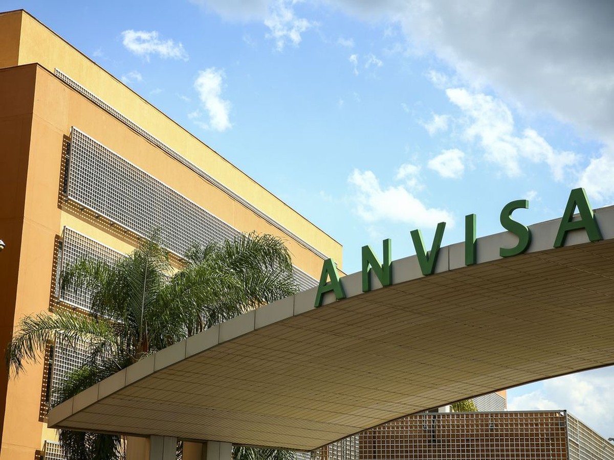 Anvisa autoriza uso de coquetel contra Covid-19