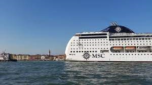 Itália quer evitar grandes navios em Veneza
