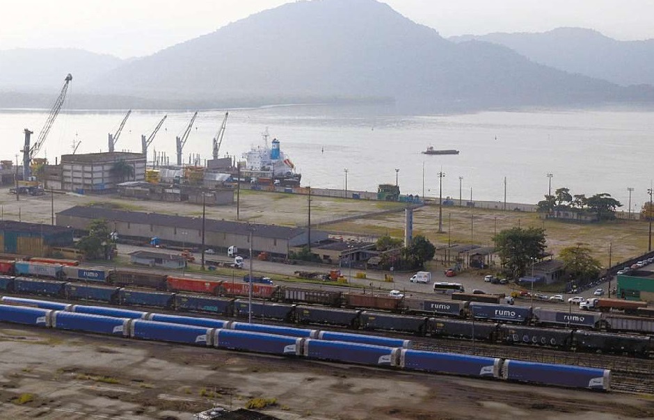 Lote STS10 poderá receber terminal de contêineres