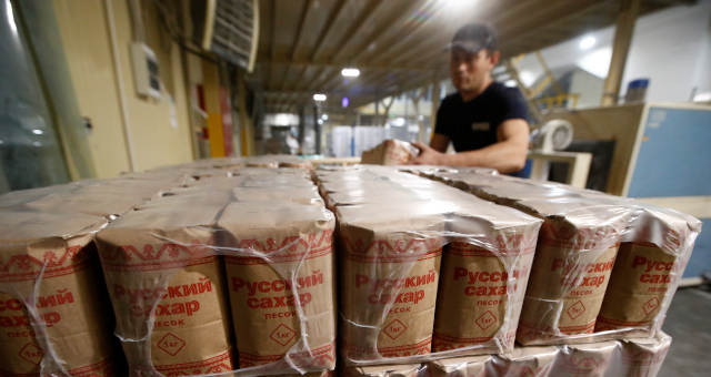 Entregas no contrato maio do açúcar bruto atingem 575 mil t, dizem operadores
