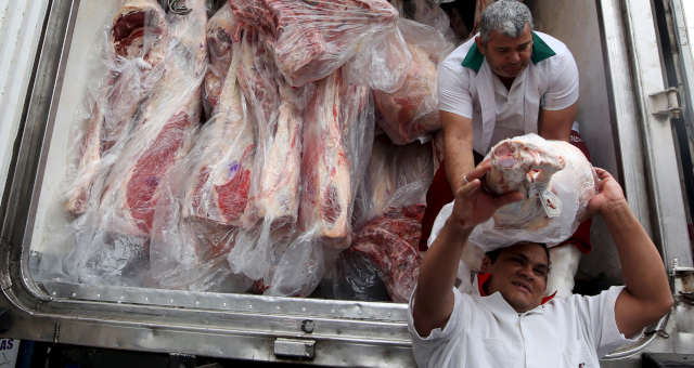 Produtores argentinos ameaçam mais protestos contra veto a exportações de carne
