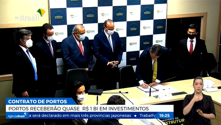 Assinatura de contratos permitirá a exploração privada de portos