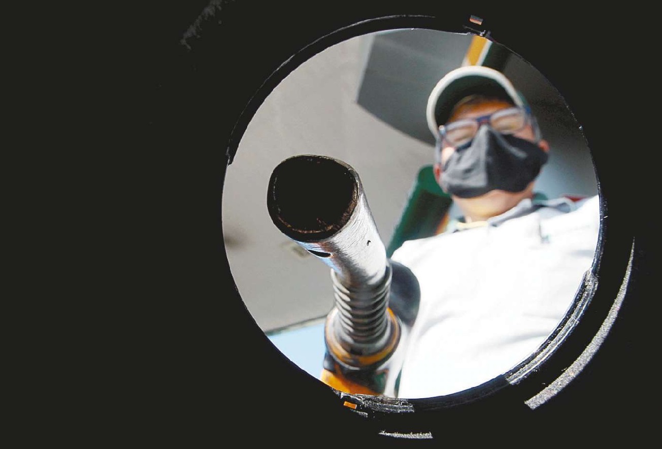 Gasolina acumula alta de 22% no ano