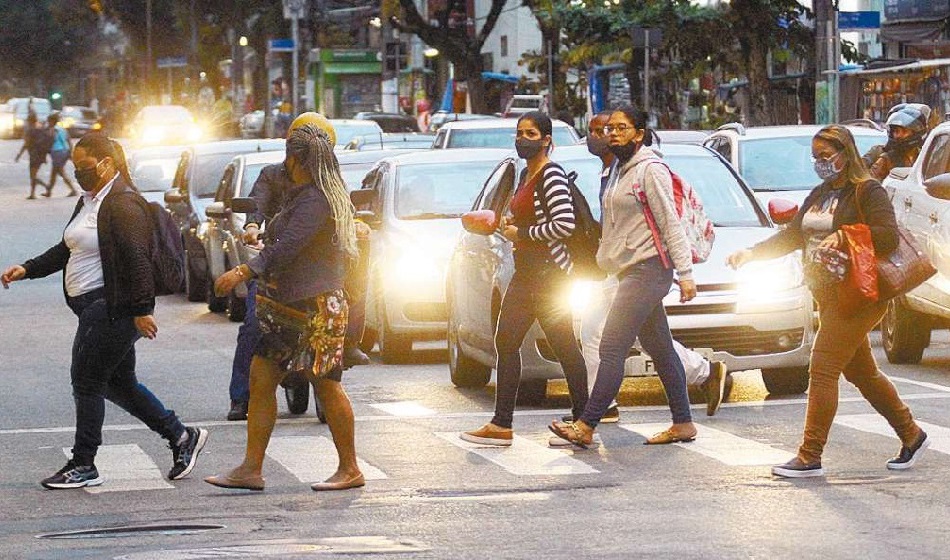 Baixada tem sete variantes da Covid