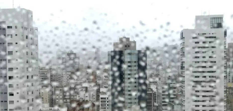 Litoral de SP entra em alerta para temporal, raios e ventos fortes nas próximas 72 horas