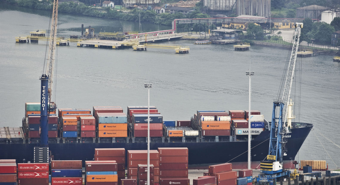 Traders de café reportam barreiras no transporte marítimo