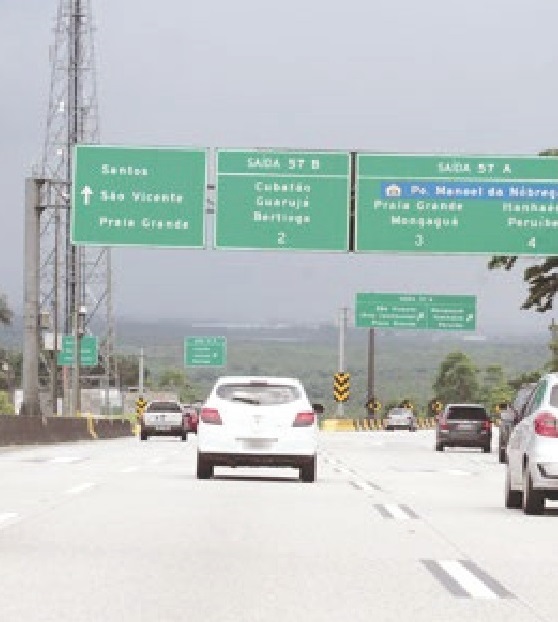Até 380 mil veículos devem descer a serra no feriado