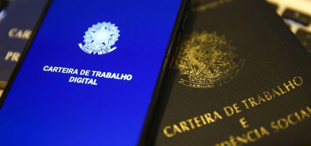 Desemprego recua para 12,6% no 3º trimestre, mas ainda atinge 13,5 milhões