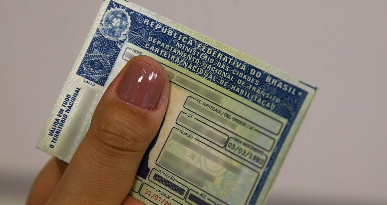 Veja como tirar e renovar a CNH
