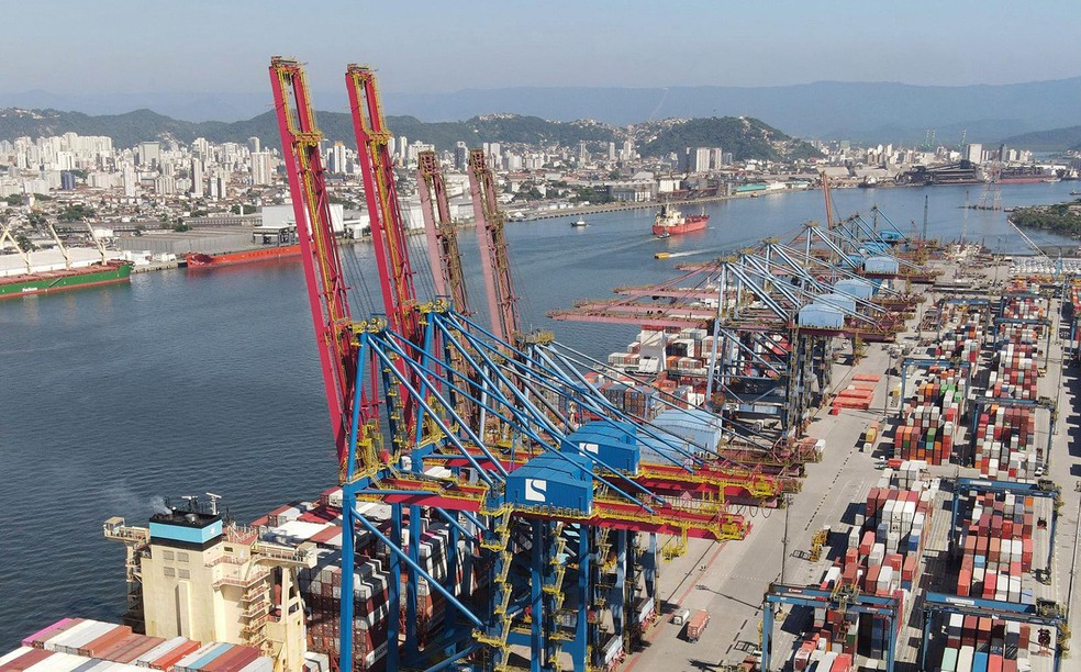 Disputa no Porto de Santos afeta dragagem