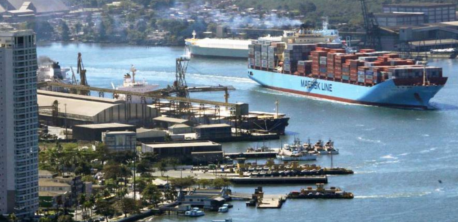 Van Oord assume dragagem do Porto de Santos