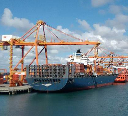 ANTAQ publica padronização de tarifas no Porto de Suape