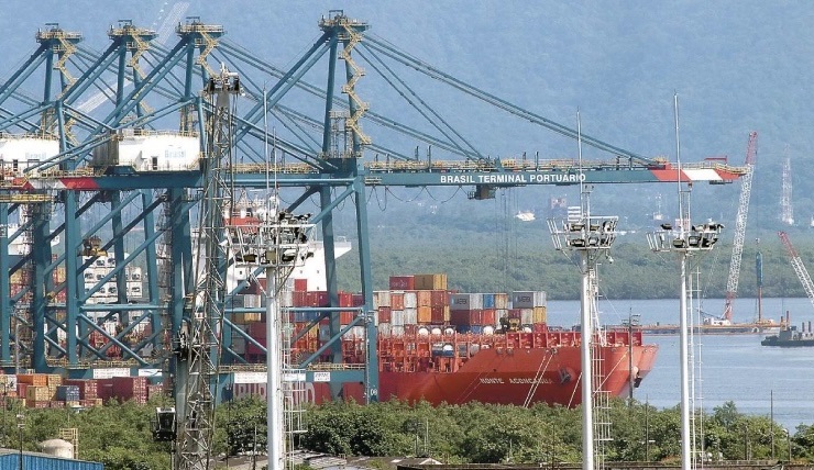 Porto de Santos deve receber antena 5G no segundo semestre
