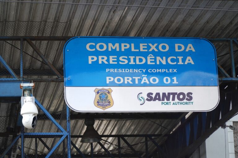 Entradas do Porto de Santos passam a ter novas identificações