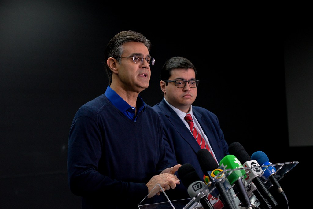 Governo de SP reduz ICMS da gasolina para 18%