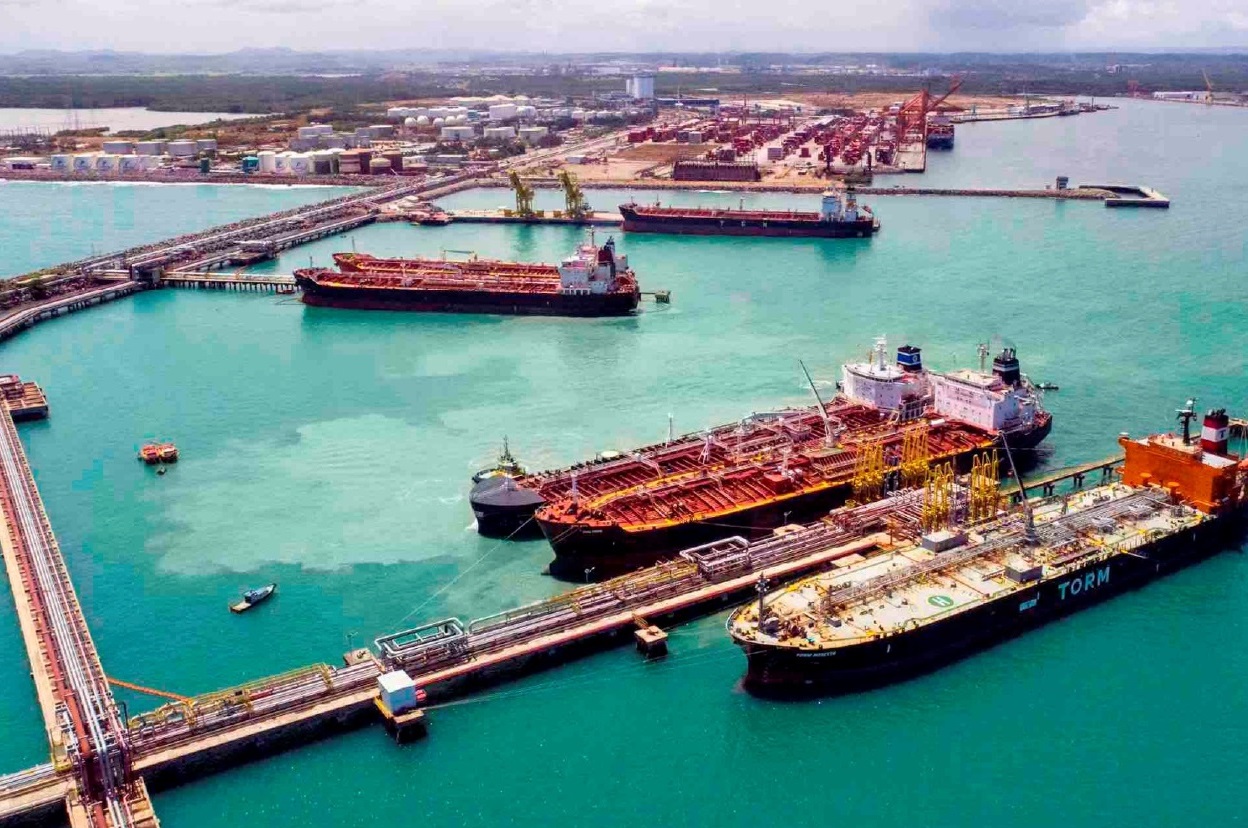 Porto de Suape: Governo aprova licitação de terminal