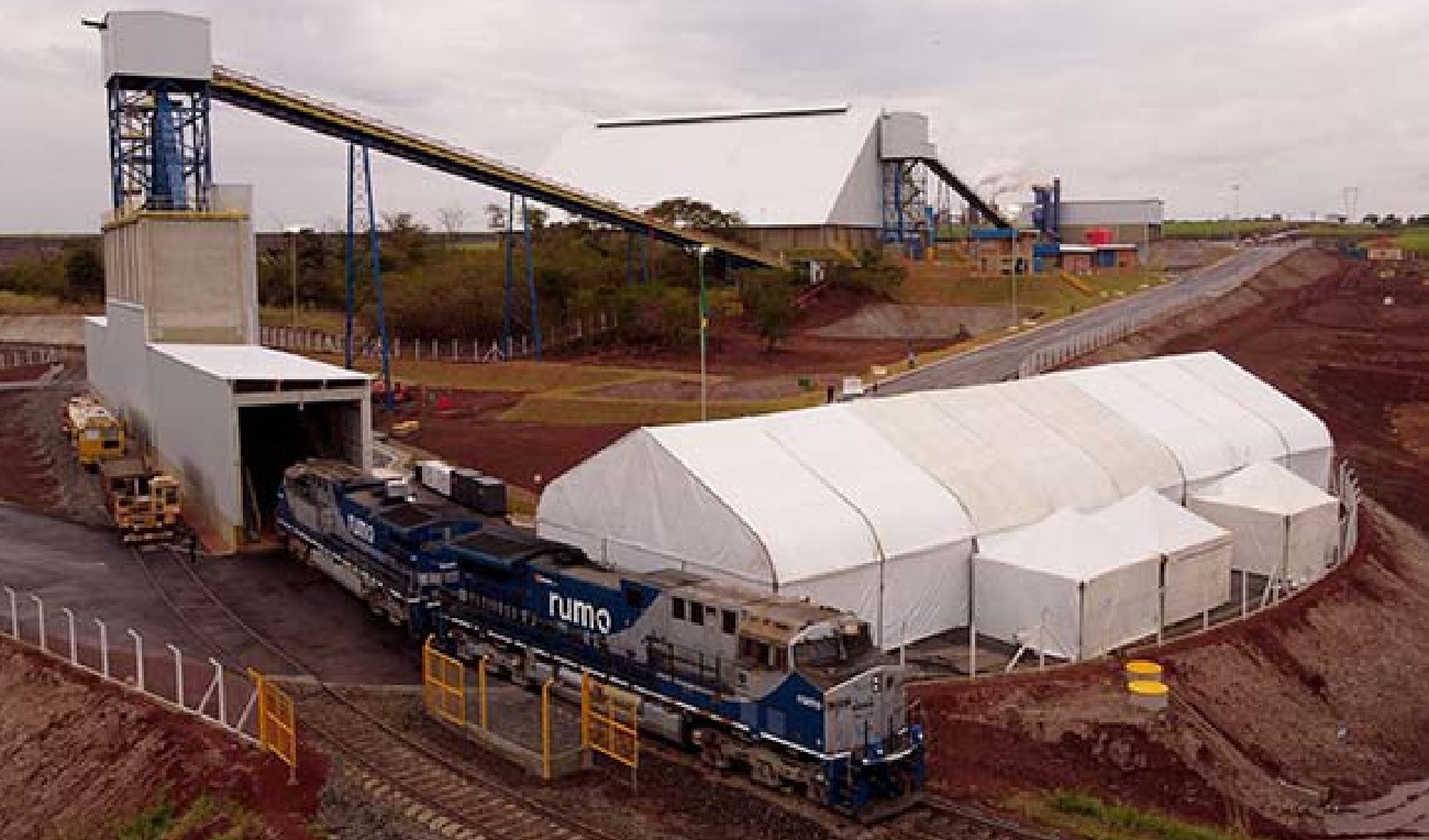 Novo terminal rodoferroviário agiliza envio de açúcar do Triângulo Mineiro para Santos