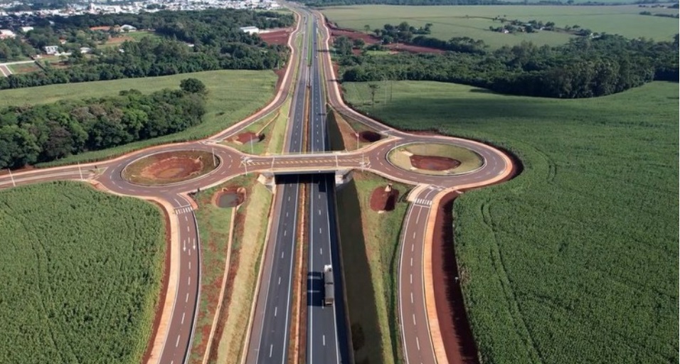 DNIT entrega viaduto na BR-163/PR