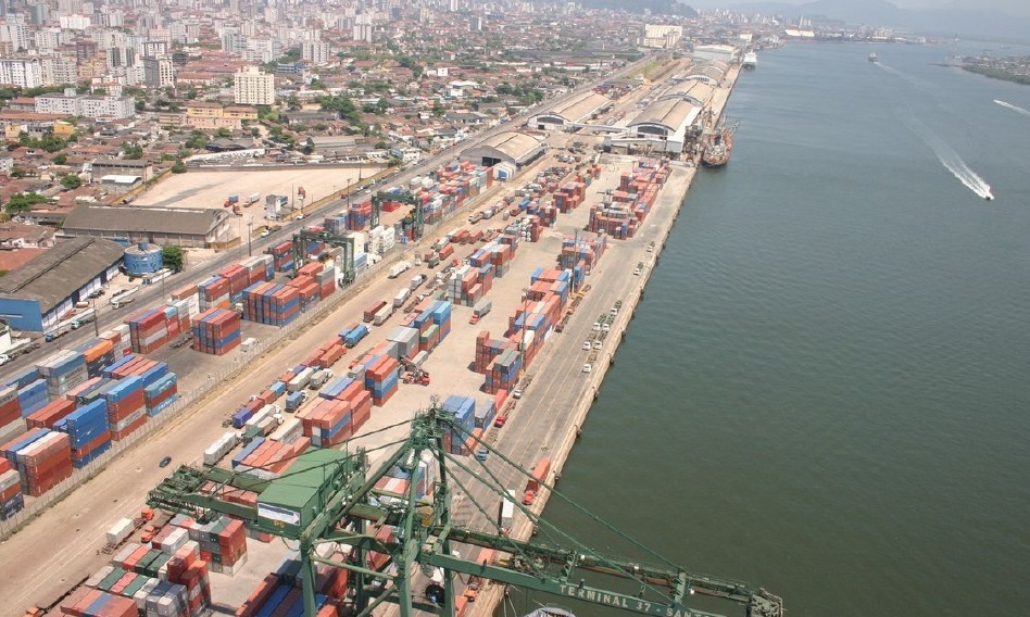 Exportações para a União Europeia crescem 47,7%