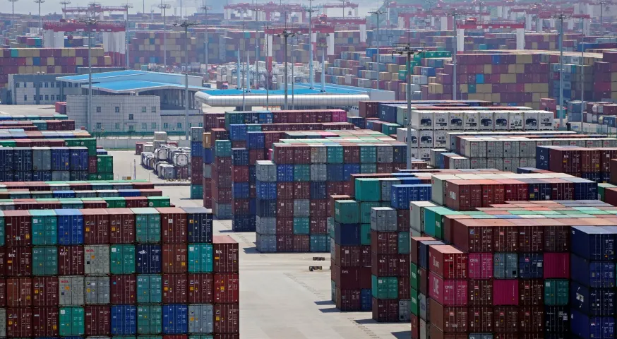 Normalização do porto de Xangai deve demorar até 6 meses, avalia economista