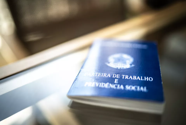 Projeto de lei obriga divulgação de faixa salarial nas vagas ofertadas