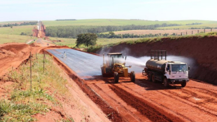 Obras de rodovia que será conectada ao Corredor Bioceânico avançam no Paraná