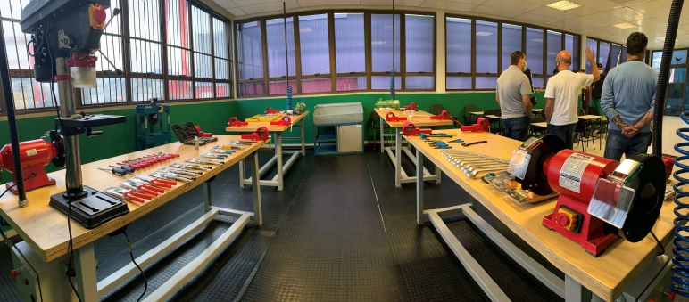Porto Itapoá inaugura laboratório de aprendizagem profissional