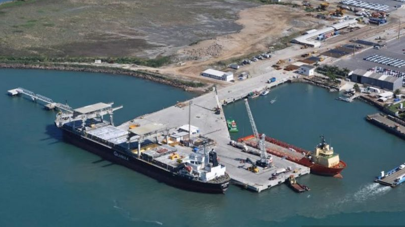 Porto de São Sebastião é liberado pelo IBAMA