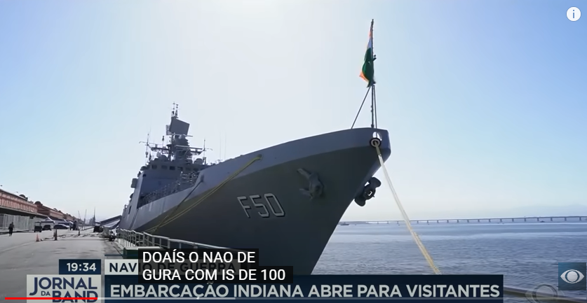 Navio de guerra indiano atraca no RJ e celebra independência do país asiático