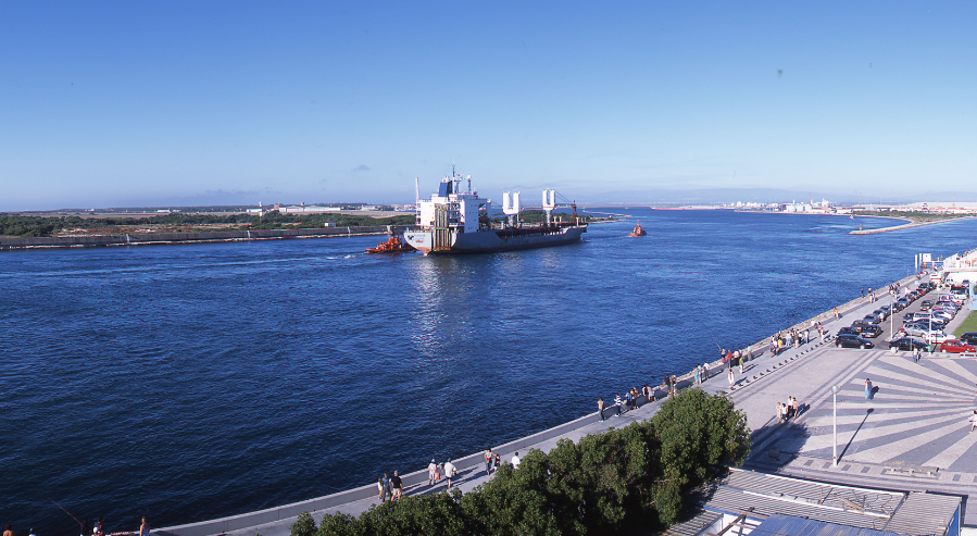 Porto de Aveiro aumenta movimento de cargas e melhora monitorização do tráfego