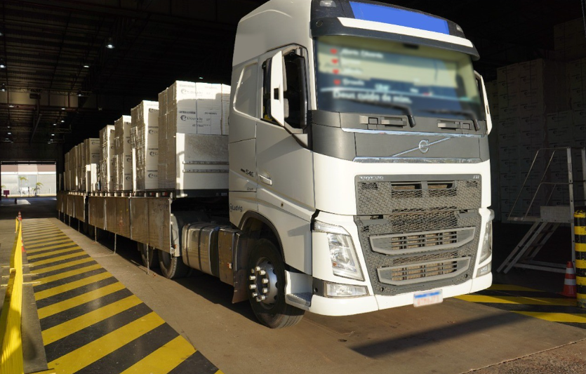 Eldorado Brasil contrata transportadores autônomos para celulose