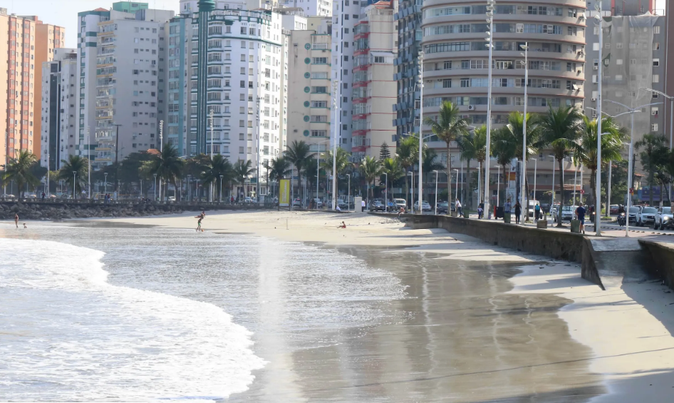 São Vicente interdita acesso às praias para novo mapeamento de erosão
