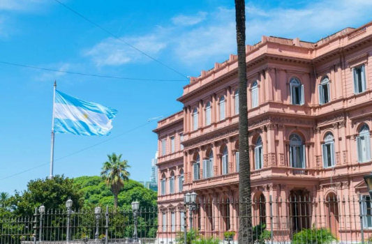 Argentina prepara medidas para restringir importações